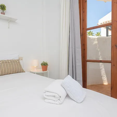 Apartment K06 Caserio -