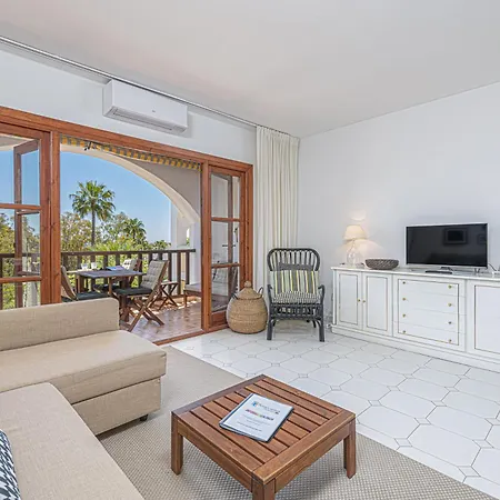 Apartment K06 Caserio -